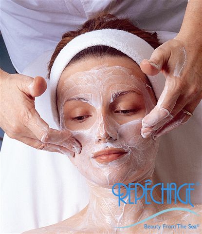 Repêchage-2nd-layer-A-three-movement-facial-massage